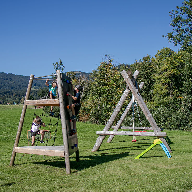 Ferienwohnungen-zum-Nigglhof-Abenteuerspielplatz-am-Hof