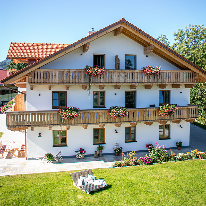 Ferienwohnungen-zum-Nigglhof-Patz-fuer-Allerlei-Hausansicht